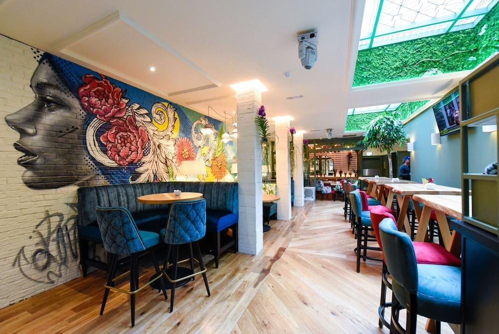 Hyde Hotel Galway Esterno foto