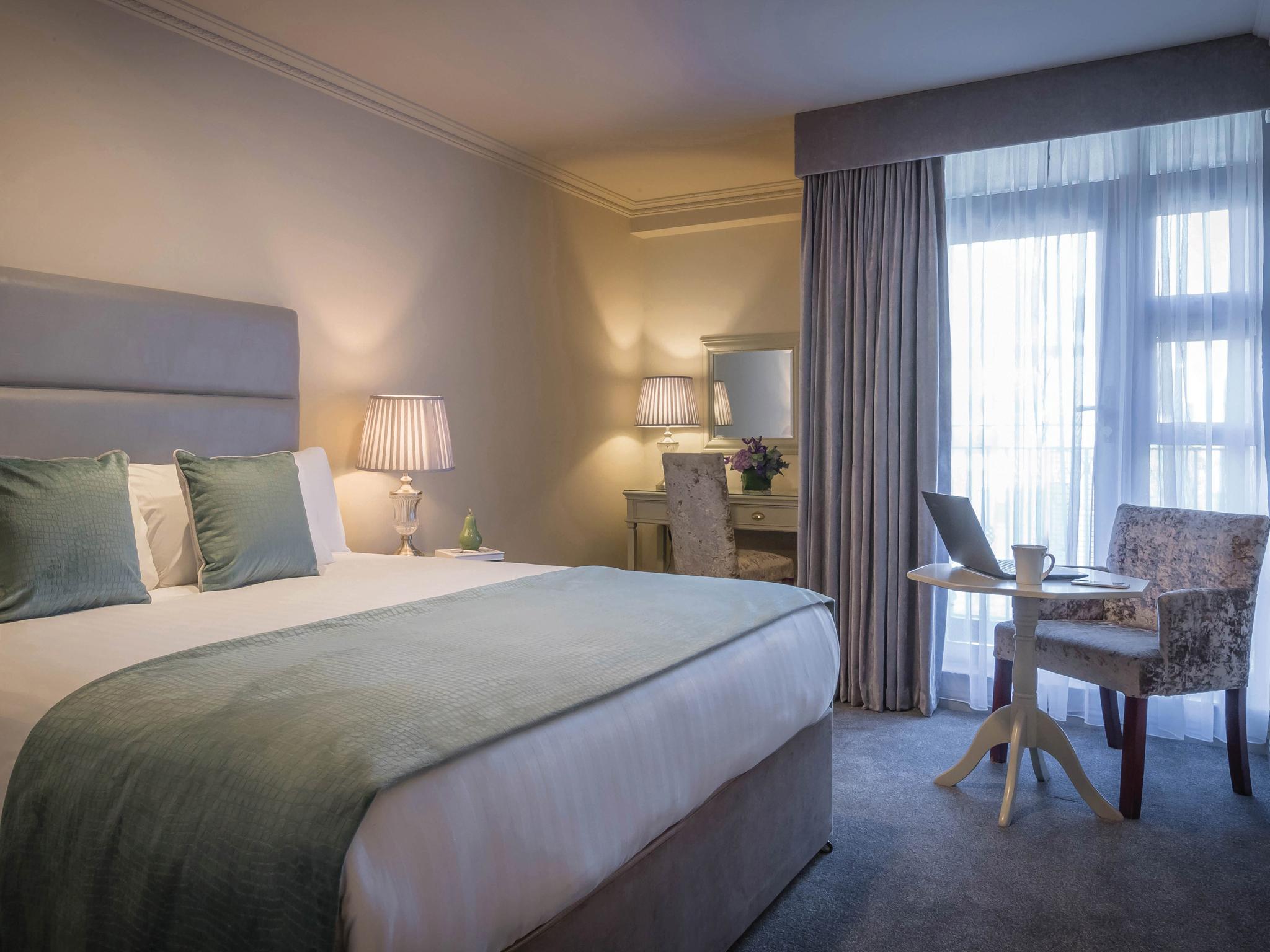Hyde Hotel Galway Esterno foto