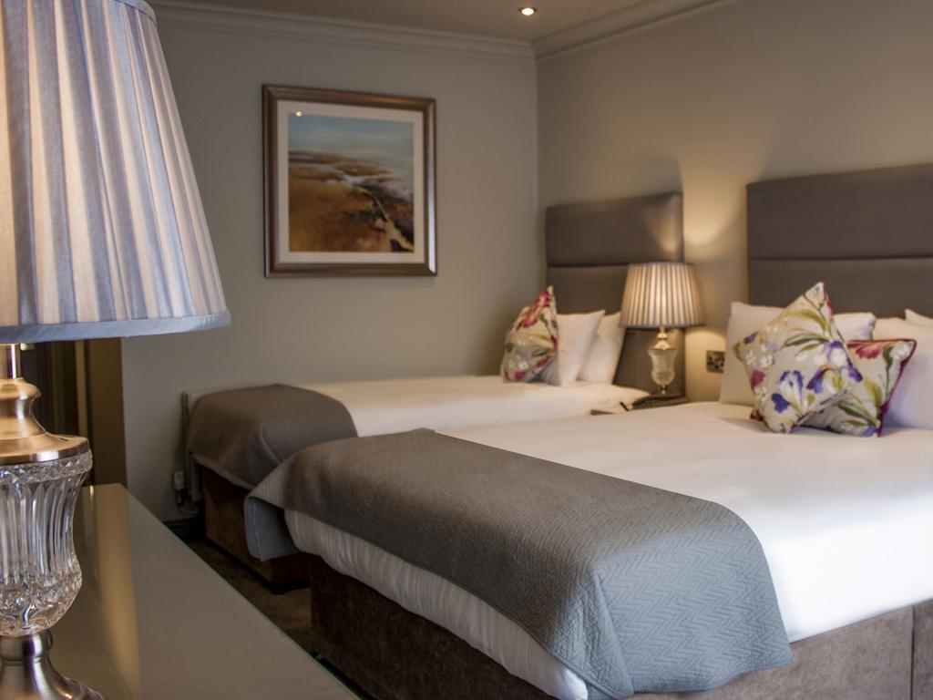 Hyde Hotel Galway Esterno foto