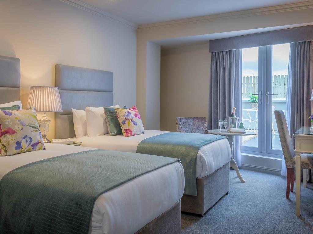 Hyde Hotel Galway Esterno foto