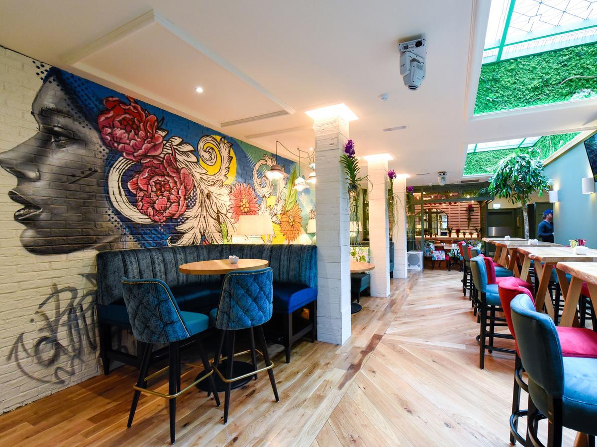Hyde Hotel Galway Esterno foto